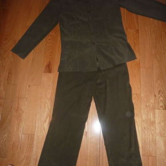 Ladies Ultra Suede Pants Suit - Olive Green - Made in Canada - Picture 1 of 4